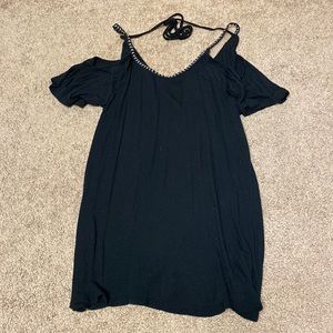 open shoulder short sleeve